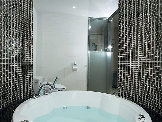 Dodo Tourist Hotel