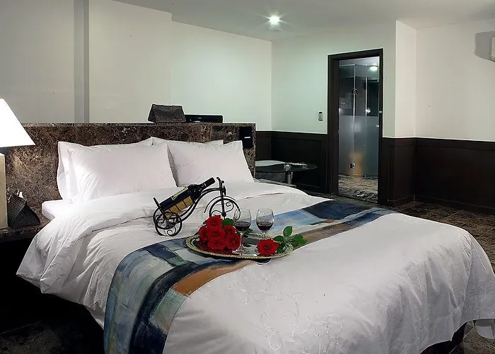 Dodo Tourist Hotel