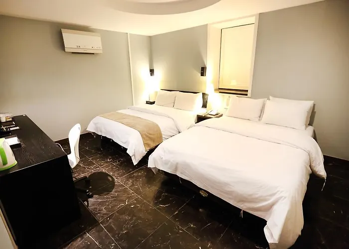 Hotel Dodo Tourist 3*